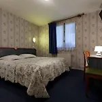 Hotell Est 3*
