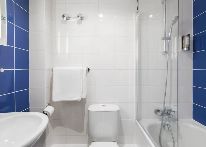 Est Ξενοδοχείο