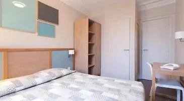 Hotel Est Paris