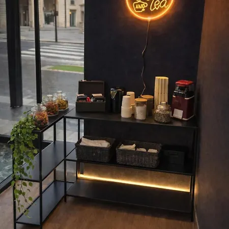 Est Hotel